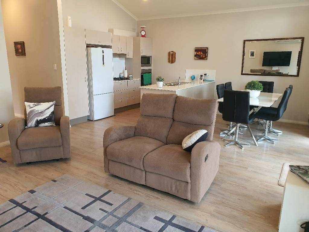 004/132 Findlay Avenue, Chain Valley Bay NSW 3