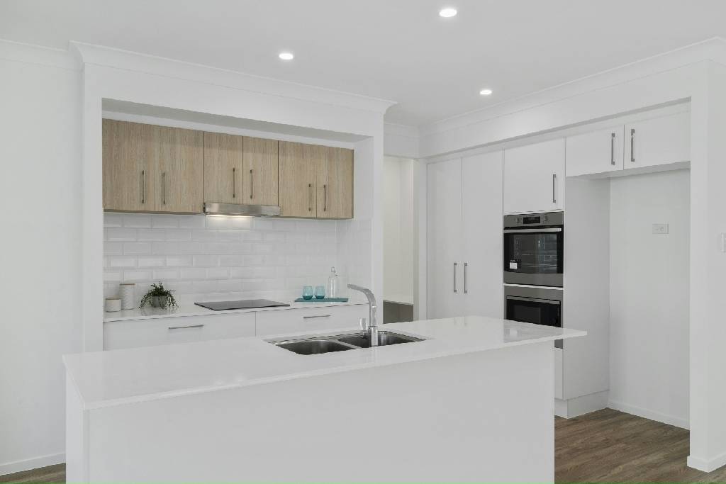 008 Orianna Sandstone Qld 4511-4