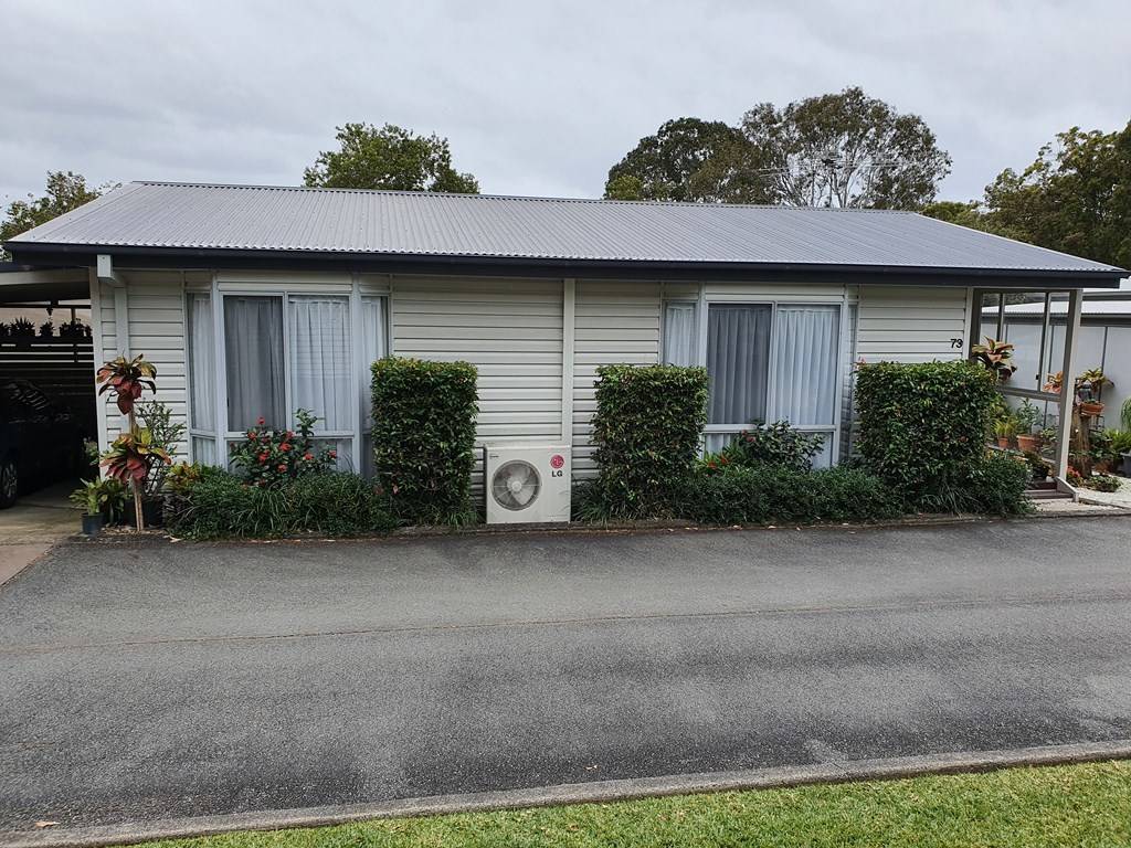 008 The Pines Woolgoolga NSW 2456-2