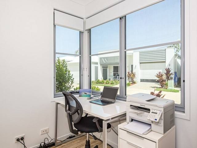 017 Orianna Sandstone Qld 4511-3