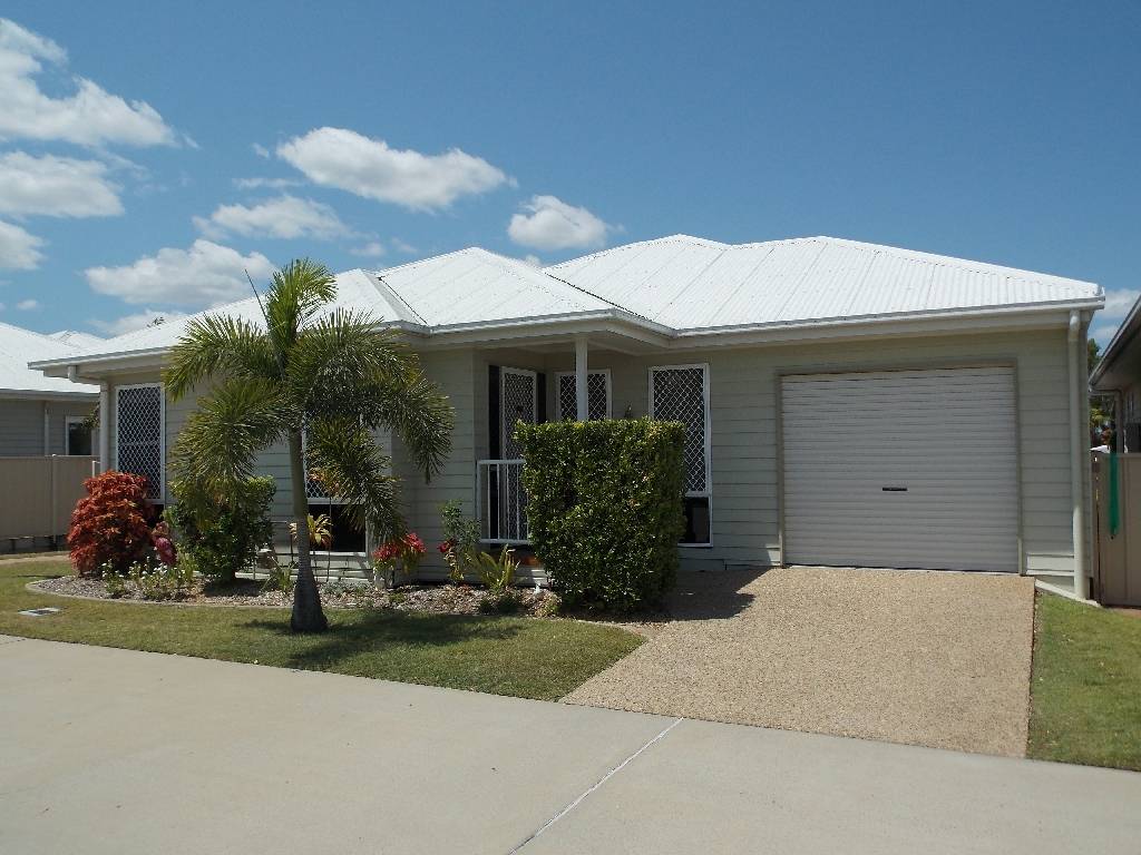 025 Tamarind Place Norman Gardens QLD 4701-7