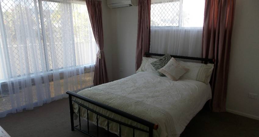 025 Tamarind Place Norman Gardens QLD 4701-4
