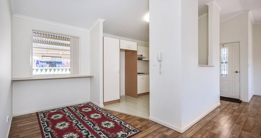 597 Kalamunda Rd, High Wycombe WA -5
