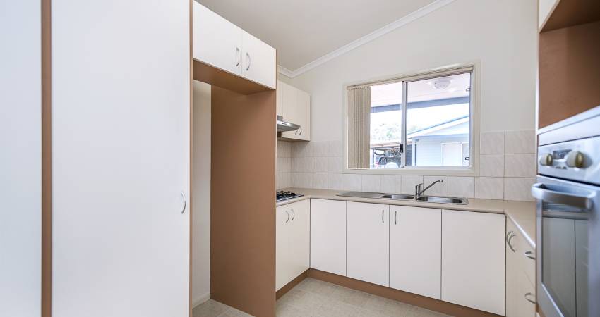597 Kalamunda Rd, High Wycombe WA -4