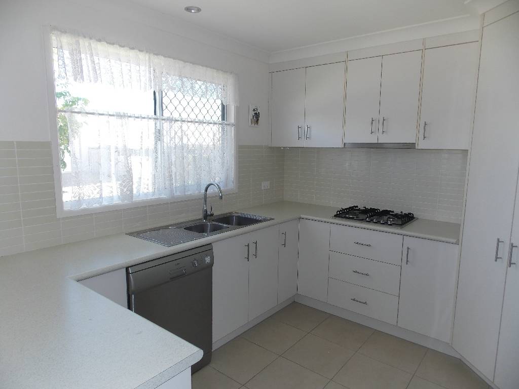036 Tamarind Place Norman Gardens QLD 4701-6