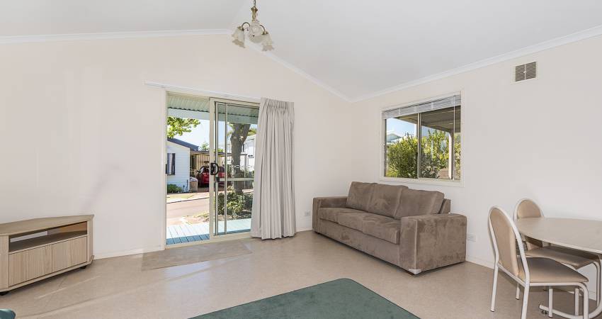 1140 Wanneroo Rd, Ashby-6