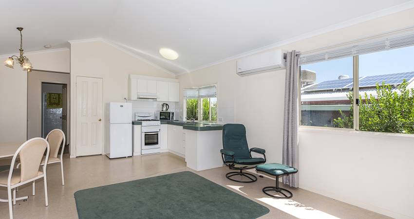 1140 Wanneroo Rd, Ashby-5