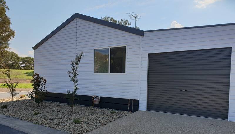 639 Kemp Street, Springdale Heights NSW 2641 4