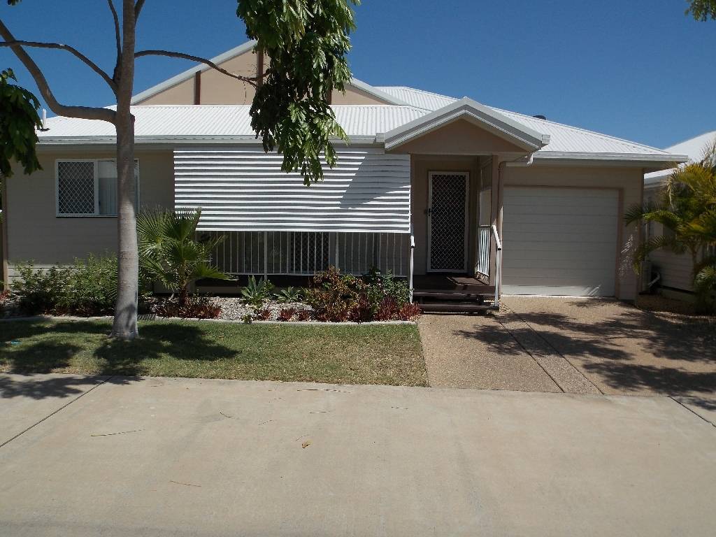 070 Tamarind Place Norman Gardens QLD 4701-7