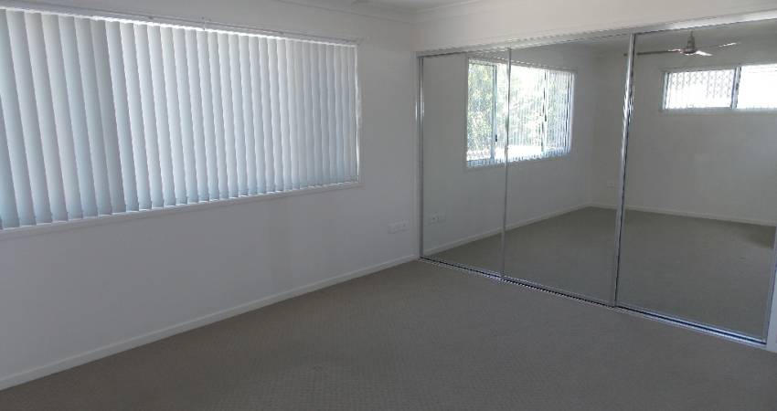 070 Tamarind Place Norman Gardens QLD 4701-4