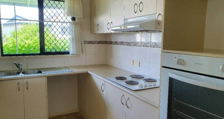 213 Brisbane Terrace, Goodna QLD 4300  2