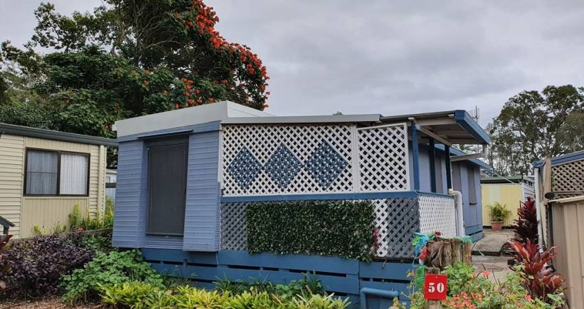 073 The Pines Woolgoolga NSW 2456-2