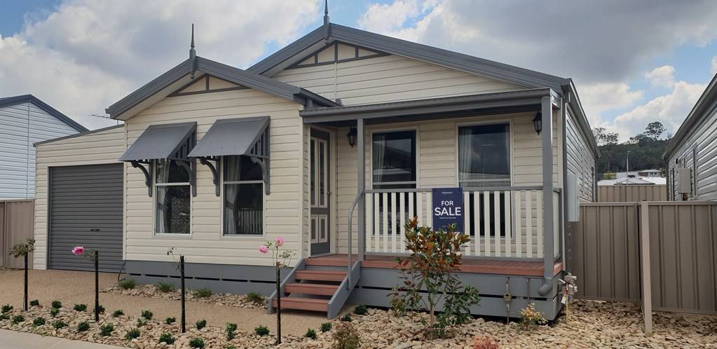 639 Kemp Street, Springdale Heights NSW 2641 7