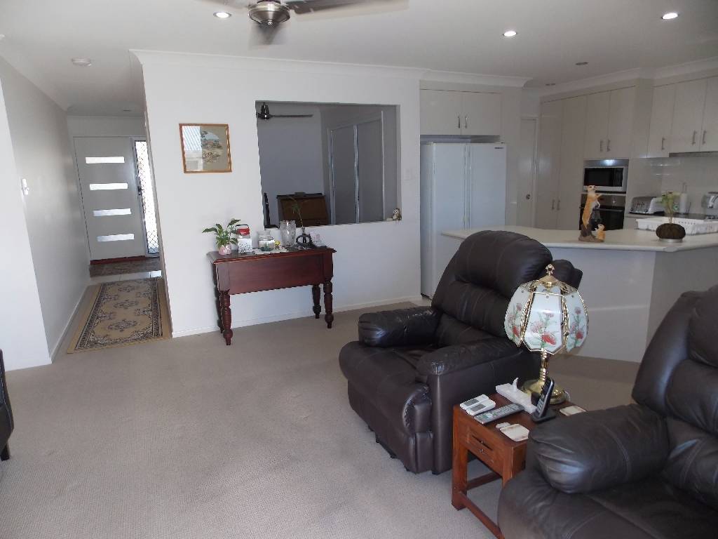 097 Tamarind Place Norman Gardens QLD 4701-5