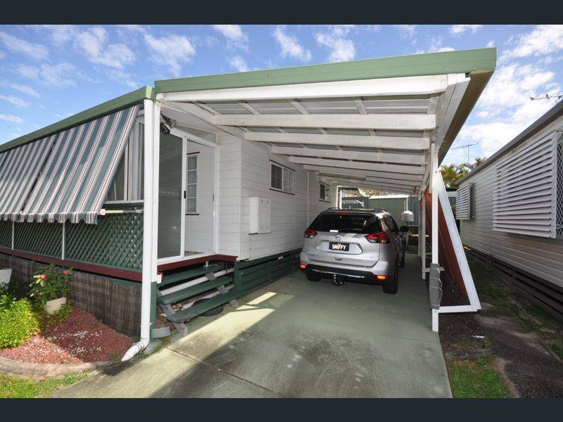 1-63 Caloundra Road, Little Mountain, Qld 4551 2