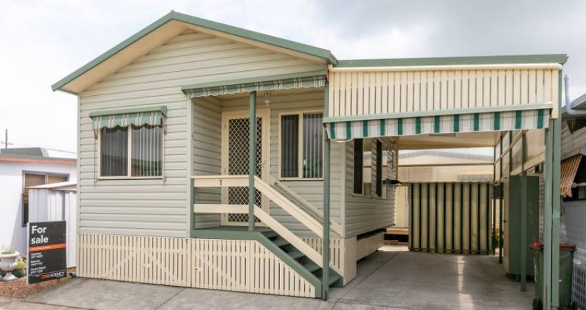 1/687 Pacific Highway, Belmont, NSW 2280 1