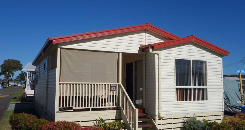 1/12th Avenu Osborne Parade, Warilla, NSW 2528 1