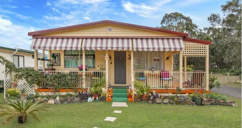 10/2 Evans Road Canton Beach NSW 2263 2