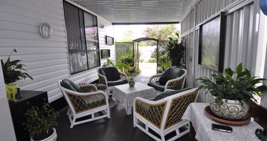 102 First/15 Quarter Sessions Dr, Tarro 1
