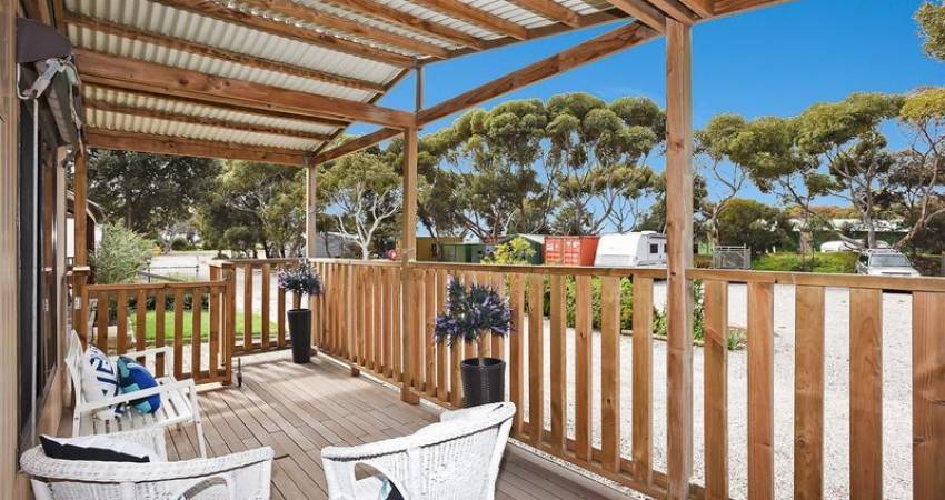 105-22 Tuit Road, Port Willunga, SA 5173 1