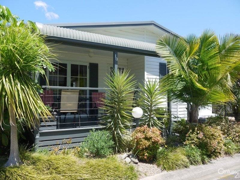 10 Duncan Sinclair Dr, 57 Empire Bay Dr, Kincumber  1