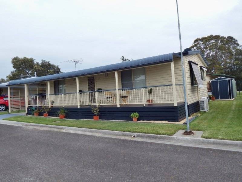 10 The Rocks Village, South West Rocks, NSW 2431 2