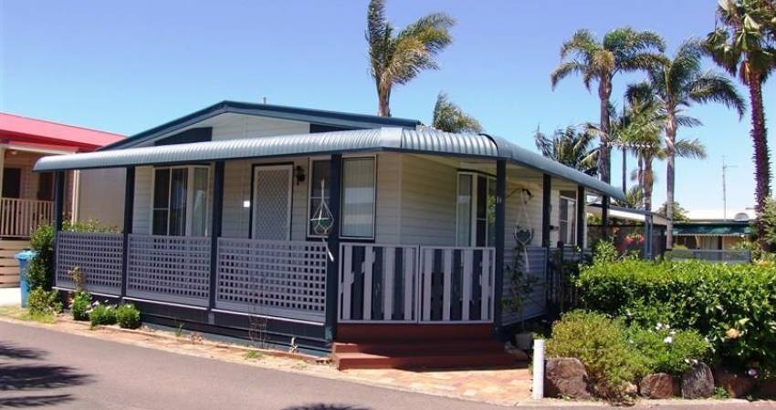 11/8th Ave/120 Osborne Pde Warilla 2