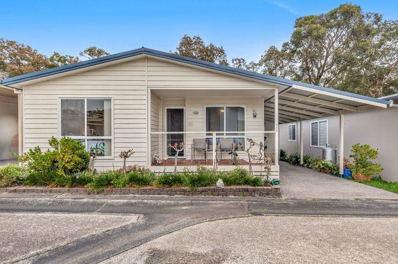 110/2 Macleay Drive Halekulani, NSW 2262-7