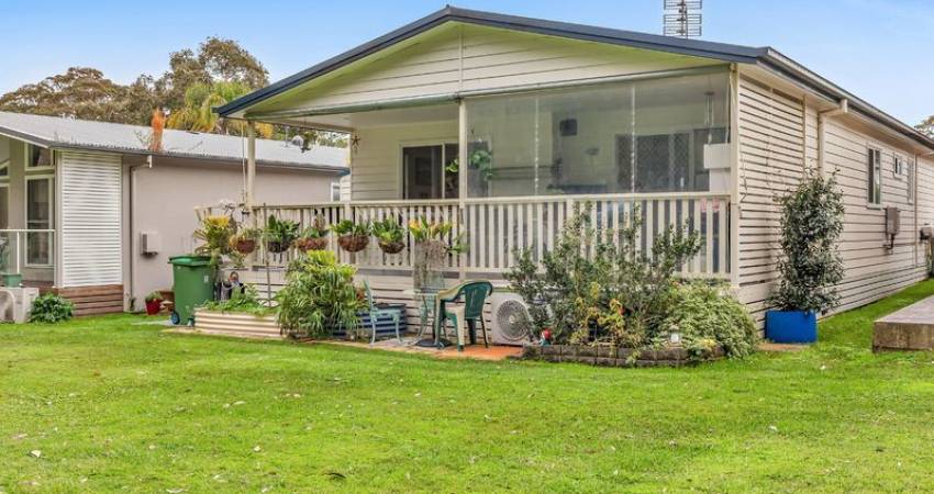 110/2 Macleay Drive Halekulani, NSW 2262-3
