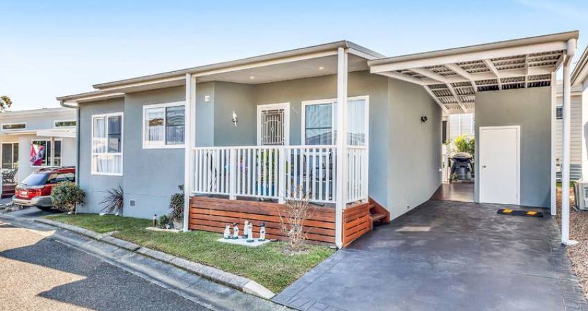 119/2 Macleay Drive Halekulani, NSW 2262-7