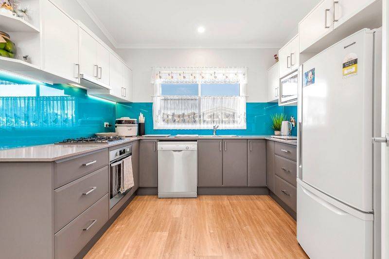 119/2 Macleay Drive Halekulani, NSW 2262-6