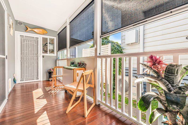 119/2 Macleay Drive Halekulani, NSW 2262-1