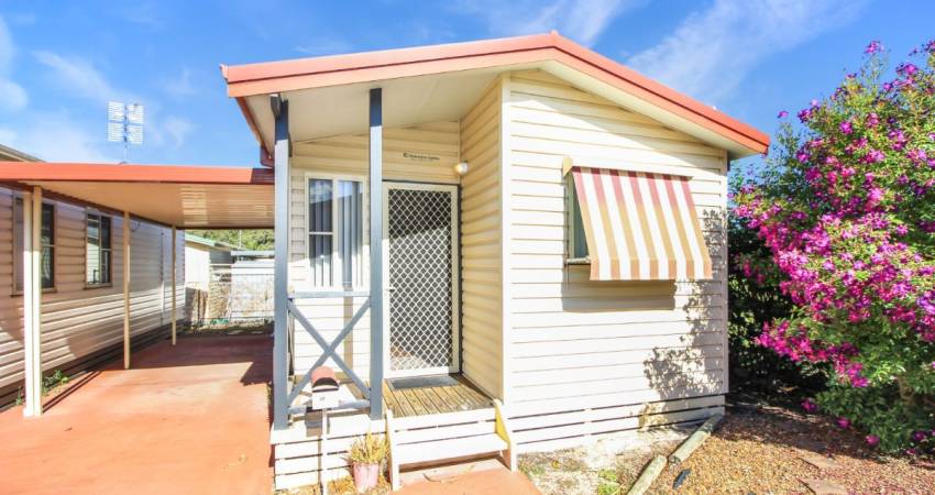 12/31 Kalaroo Road Redhead NSW 2290 2