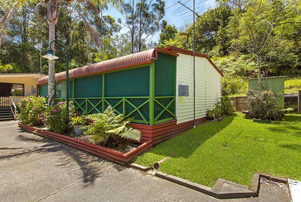 120/474 Terrigal Drive Terrigal 2