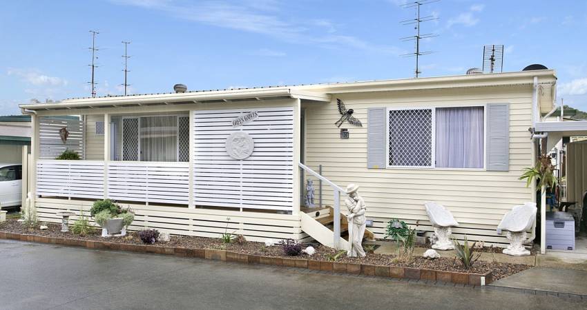 120/2 Evans Road Canton Beach 2