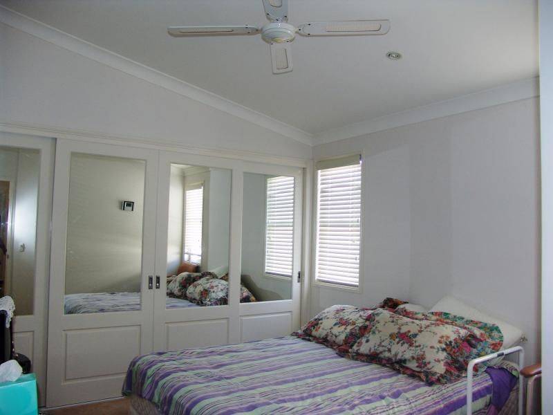 120 Osborne Pde Warilla 1