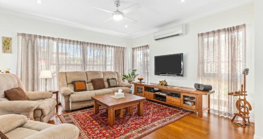128 Tamarind Place Norman Gardens QLD 4701-5