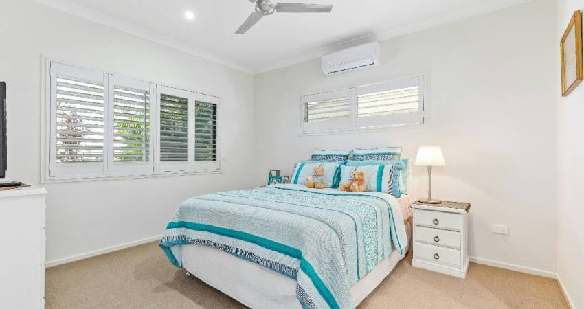 128 Tamarind Place Norman Gardens QLD 4701-4