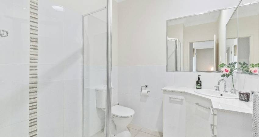 128 Tamarind Place Norman Gardens QLD 4701-3