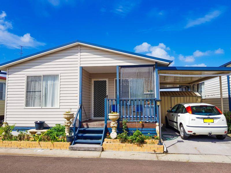 12 Third Street Gateway Lifestyle Park, Belmont 2