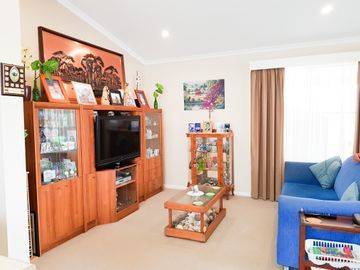 12 Third Street Gateway Lifestyle Park, Belmont 1