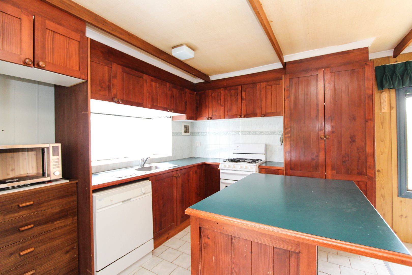 13/250 Sydney Road Kelso NSW 2795 1