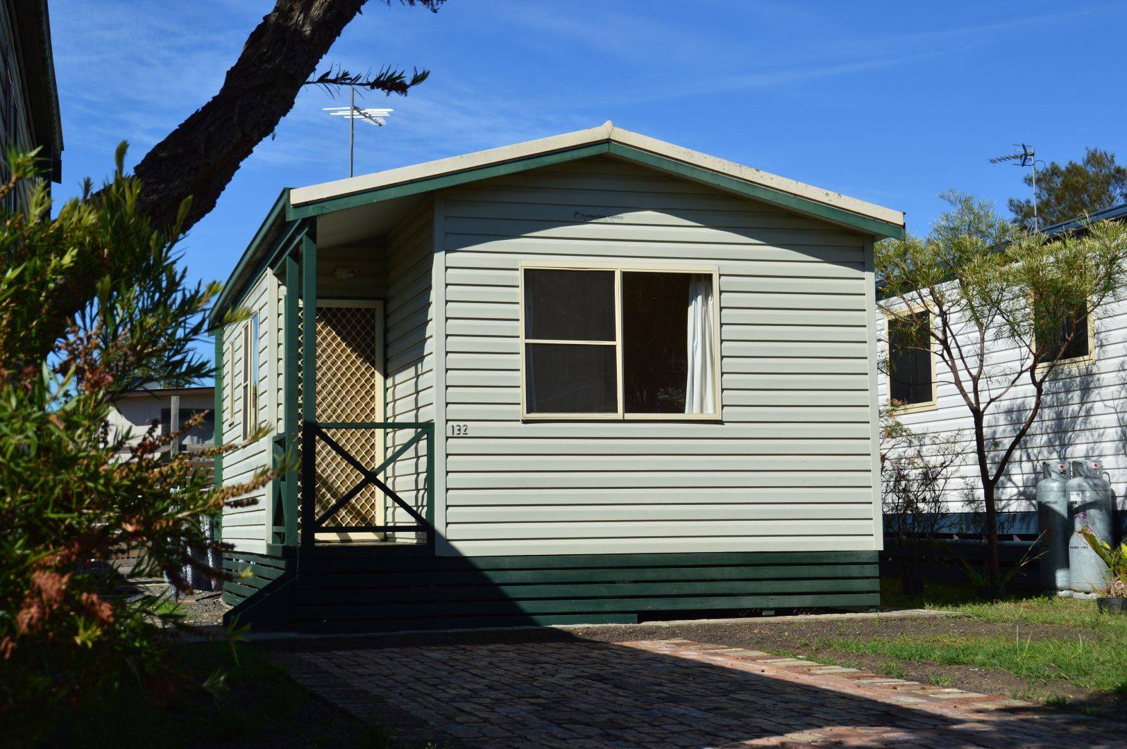 132-4 Woodrow Place Figtree NSW 2525-1