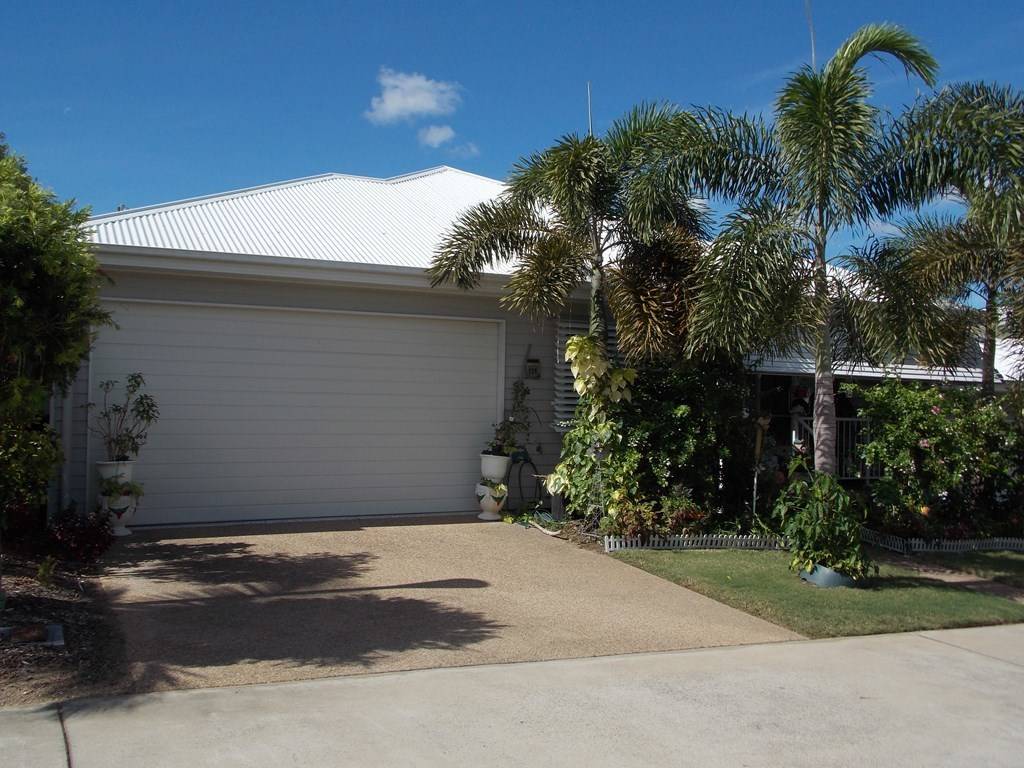 135 Tamarind Place Norman Gardens QLD 4701-7