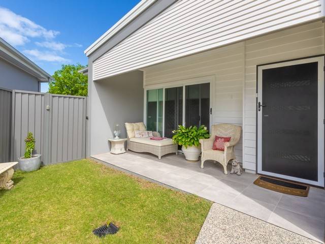 14/2 Spinnaker Drive, Sandstone Point, QLD 4511 12