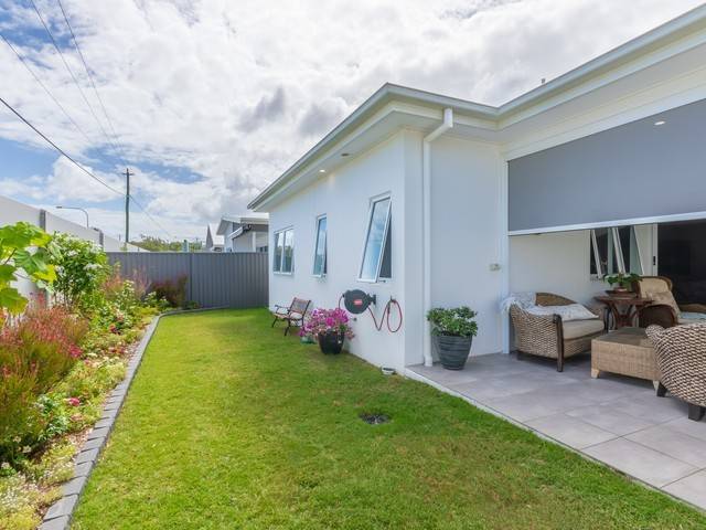 14/2 Spinnaker Drive, Sandstone Point, QLD 4511 13