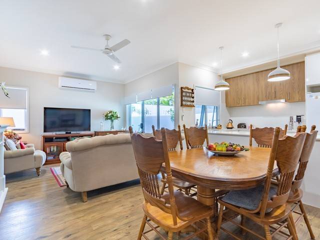 14/2 Spinnaker Drive, Sandstone Point, QLD 4511 2