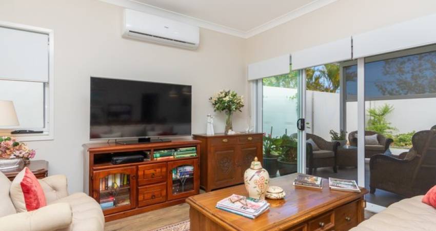14/2 Spinnaker Drive, Sandstone Point, QLD 4511 6