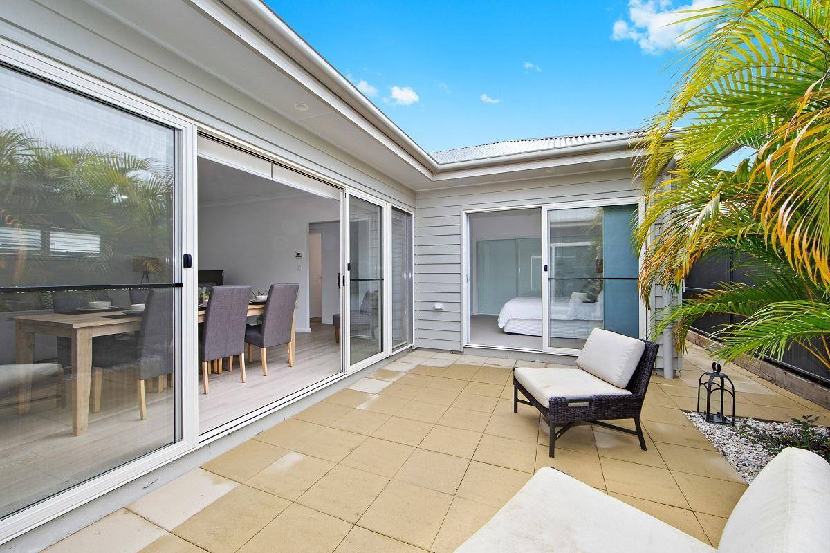 140 Beaufort Street Lake Cathie NSW 2445-6