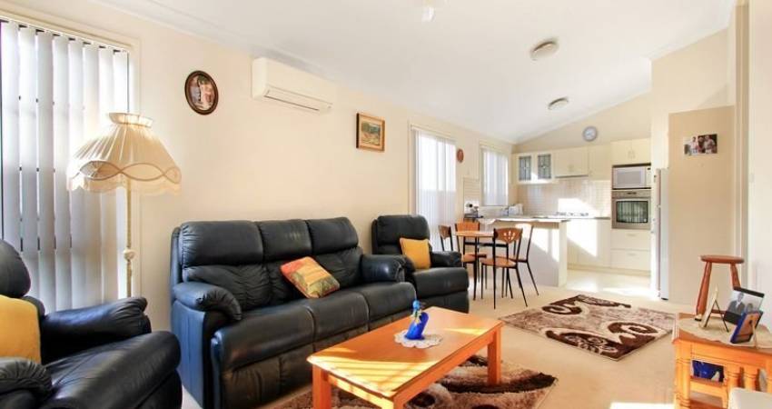 141 Acacia Close, Kanahooka, NSW 2530 1